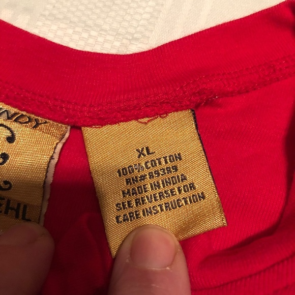 Cindy Ambuehl 100% cotton red cardigan. - Picture 5 of 6